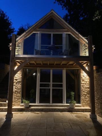 The Owl'S Nest At Dunkirk Bank Hotel Nailsworth Exterior photo